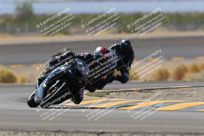 media/Oct-08-2022-SoCal Trackdays (Sat) [[1fc3beec89]]/Turn 14 (1050am)/